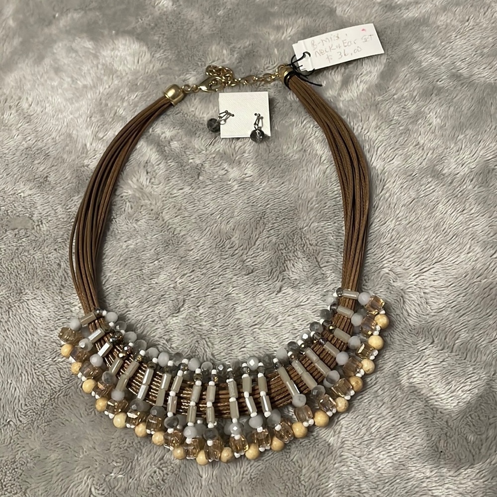 NEW Beaded Necklace & Earring Set